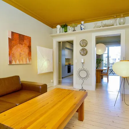 Spacious Flat With Balcony In Norrebro