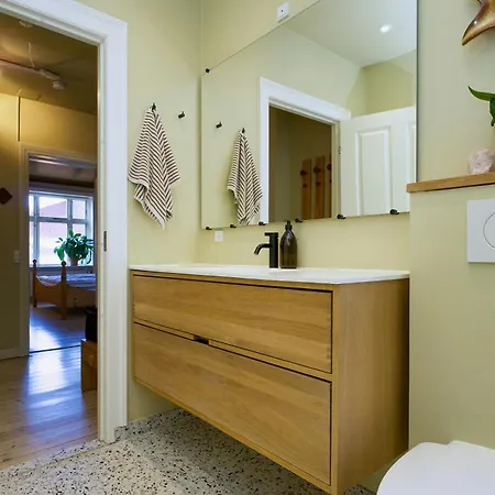 Apartamento Spacious Flat With Balcony In Norrebro Copenhague